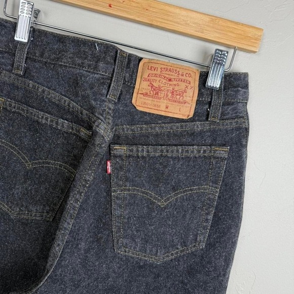 Vintage 93' Levi Strauss 13501-0658 Hairy Black‎ Denim Jeans size 9s (26x31) - Picture 4 of 7
